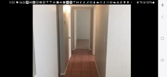 Building Photo - Beautiful 3 bedroom, 2 bath townhouse available