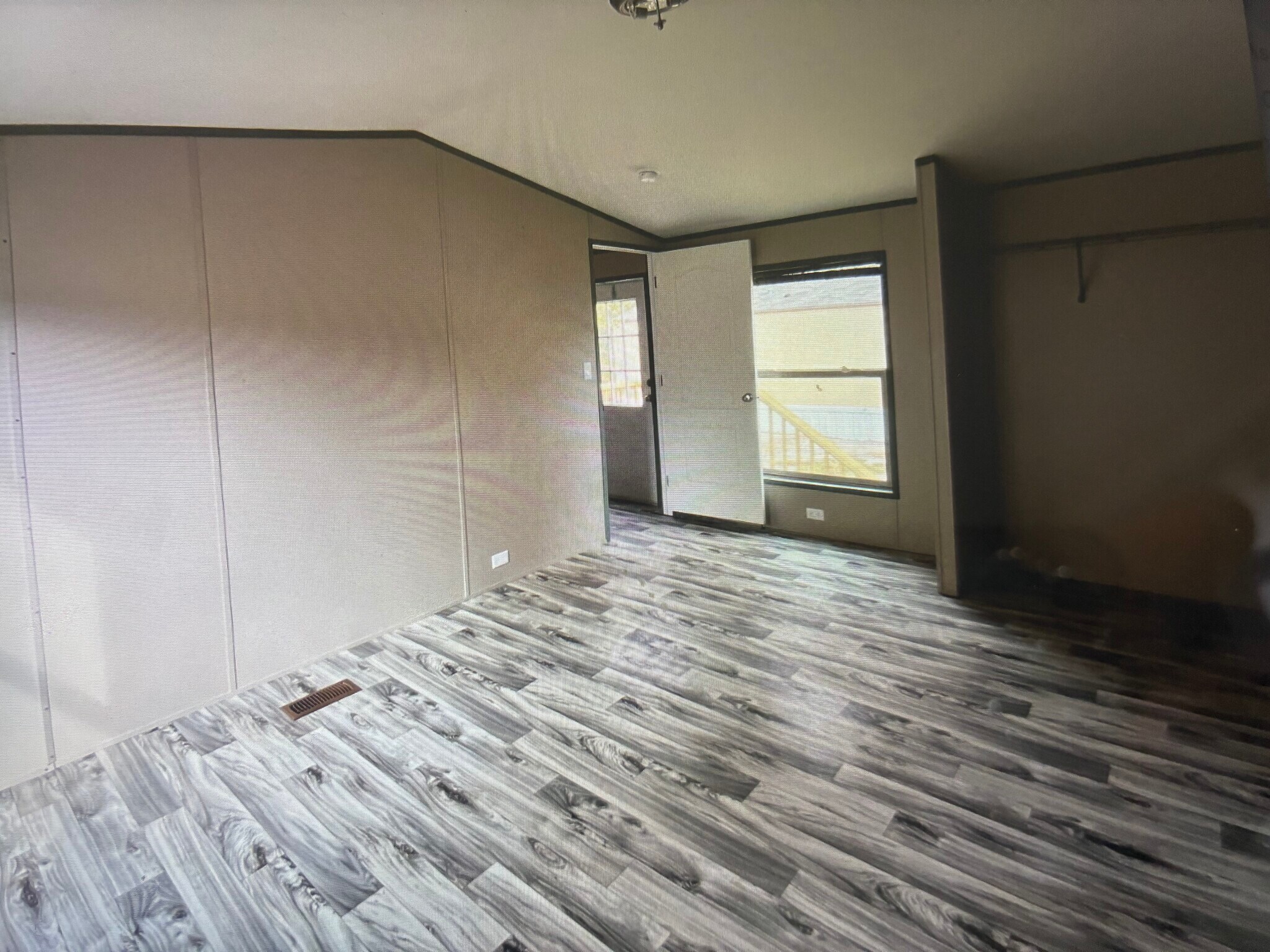 Building Photo - 3000 John Harden Dr