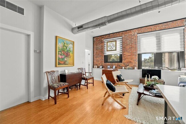 Building Photo - 881 Lafayette Blvd