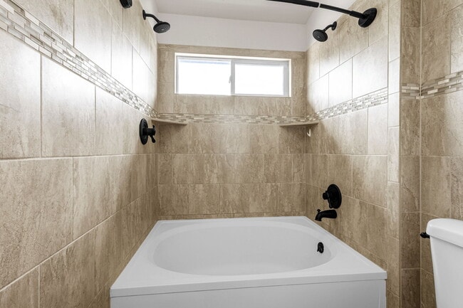 Building Photo - 4535 Star Ridge Dr