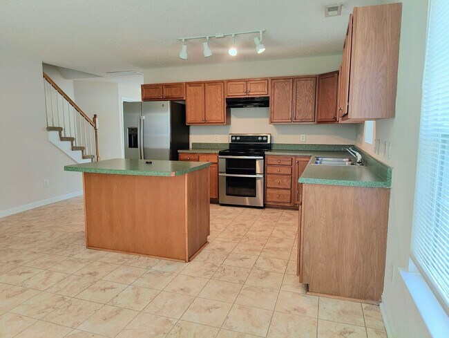 Building Photo - 4913 Lighthouse Ct