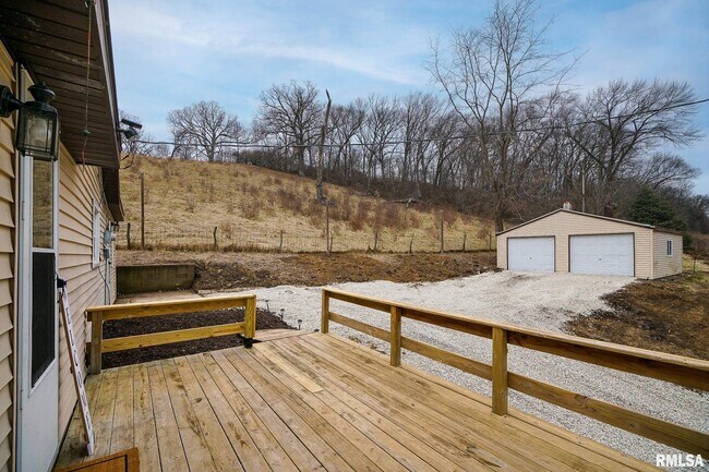 Building Photo - 20148 US-24