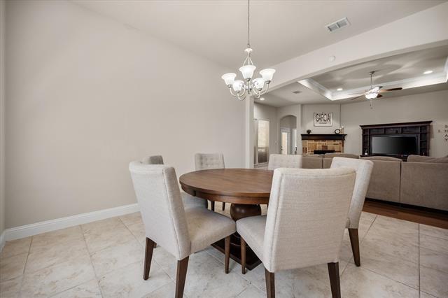 Building Photo - 909 Thistle Hl Trl