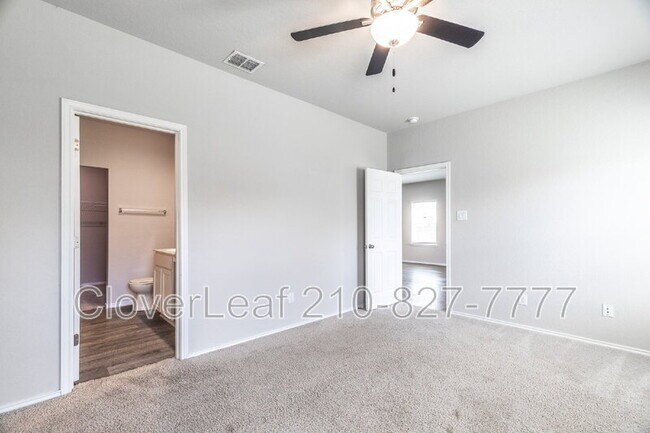 Building Photo - 13040 Heathers Sun