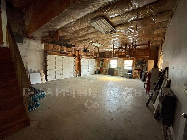 Building Photo - 3530 Spruce Cabin Rd