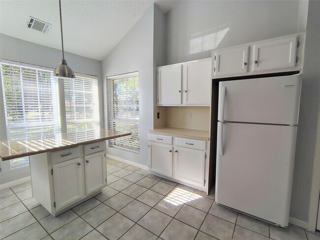 Building Photo - 4403 Waterfall Way