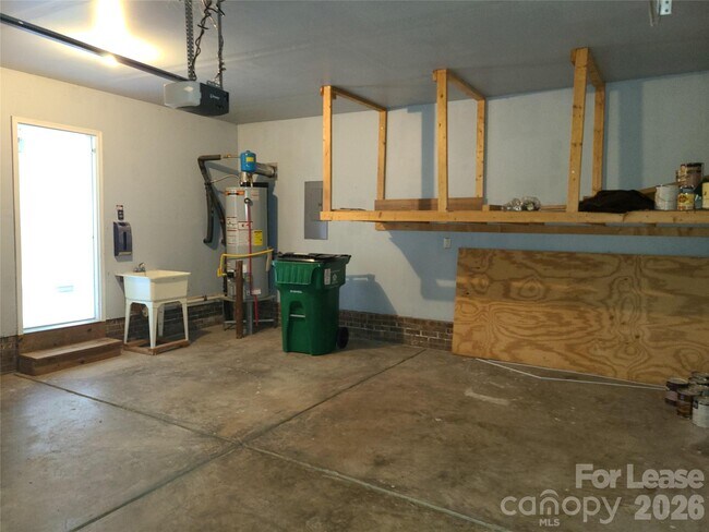 Building Photo - 9509 Mitchell Glen Dr