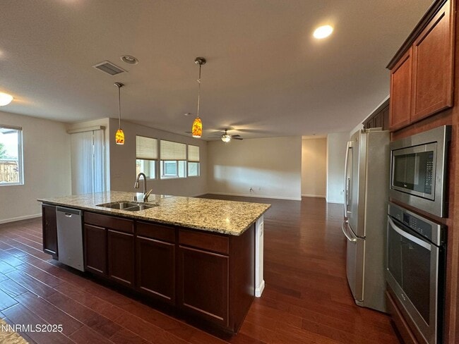 Building Photo - Immaculate Toll Brothers home