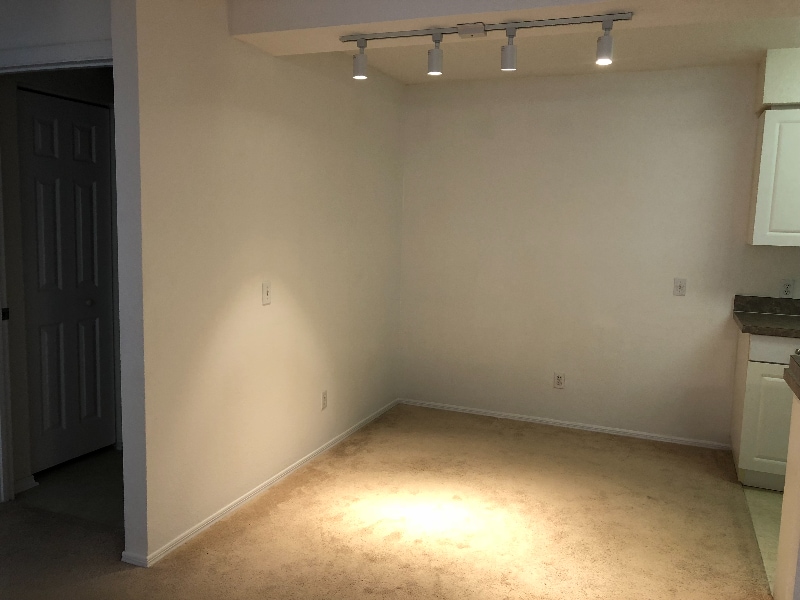 Building Photo - 36027 Deer Creek Dr