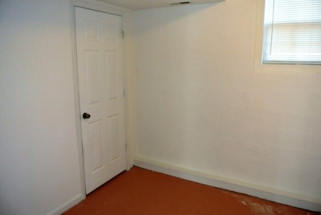 Building Photo - 216-B Greene St