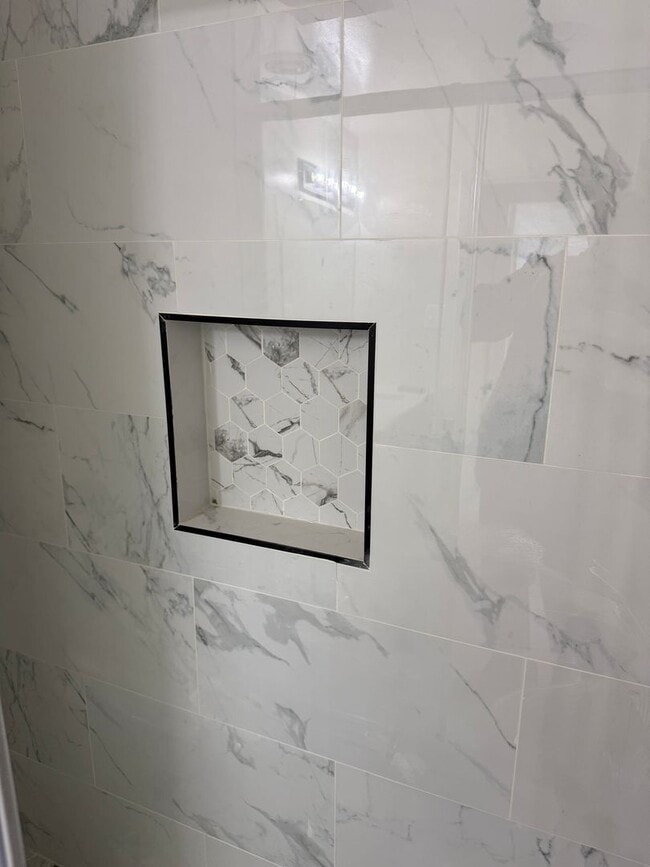 Building Photo - Beautiful Condo in Gaithersburg, MD