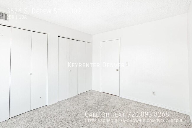 Building Photo - Spacious 2-Bedroom Condo with Loft, Firepl...