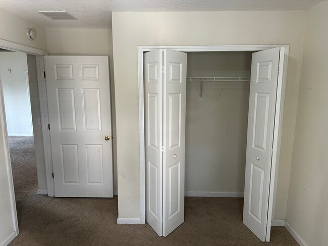 Building Photo - 9595 Amarante Cir