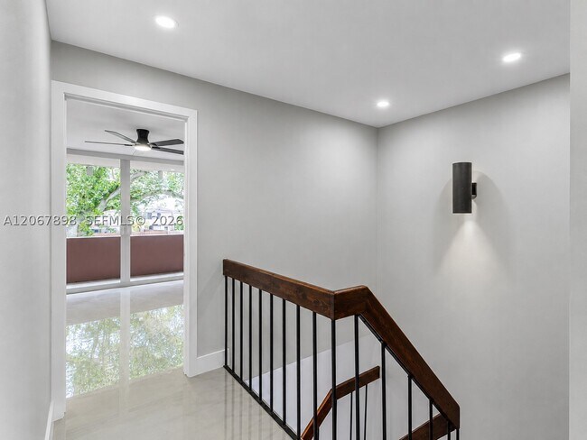 Building Photo - 14124 Kendale Lakes Cir