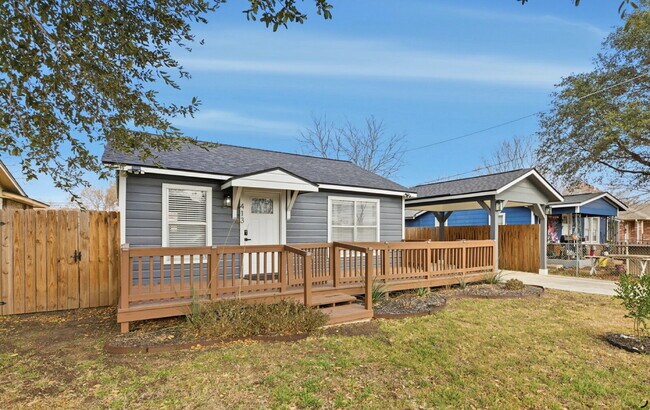 Building Photo - 413 W Wright Blvd