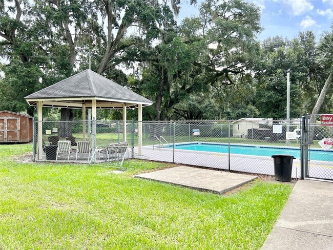 Building Photo - Spacious 3bed/2bath home in Bay Hills vill...