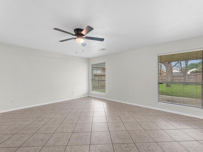 Building Photo - 5430 Evergreen Canyon Rd