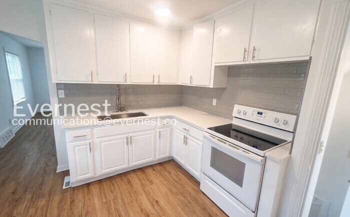 Building Photo - 20600 Watson Rd