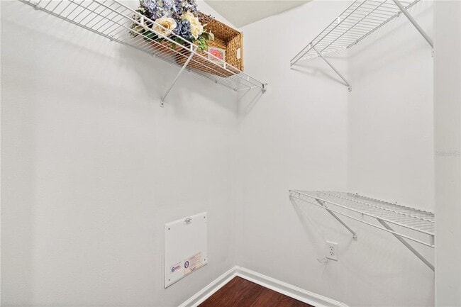 Building Photo - 852 Lantern Way