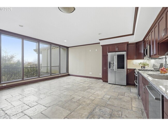 Building Photo - One-of-a-Kind 5BR Home with Floor-to-Ceiling Windows, Wraparound Decks & Breathtaking Treeline Views