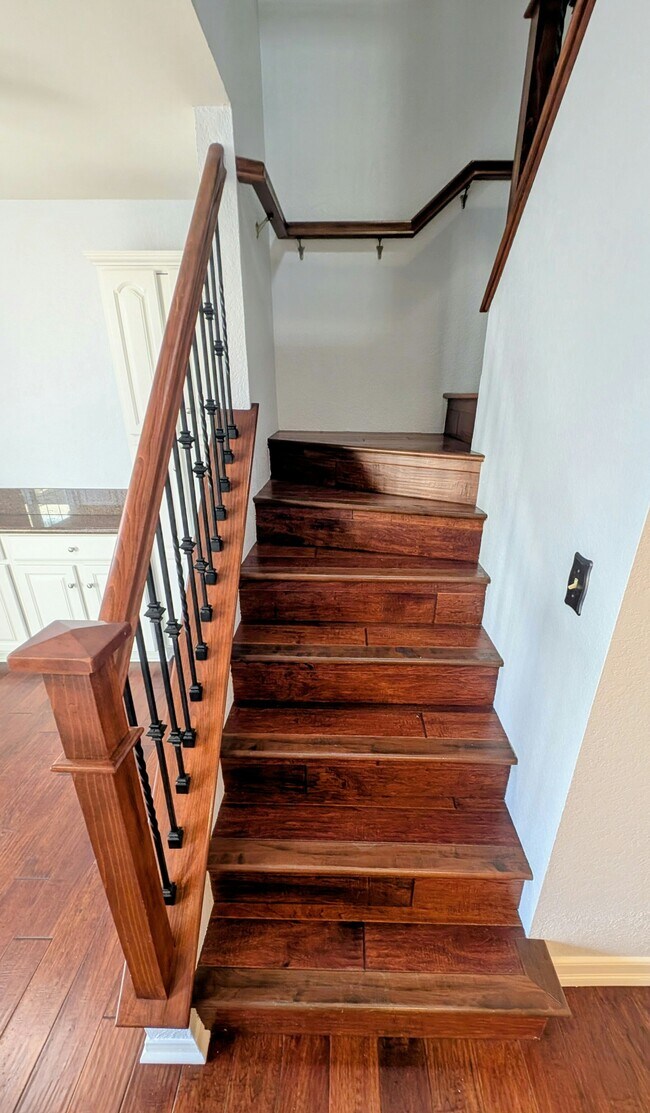 Building Photo - 10140 Palm Glen Dr