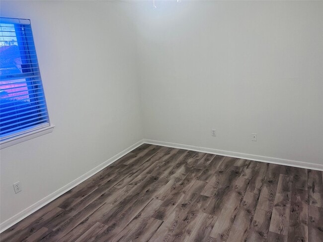 Building Photo - 3907 Windmill St