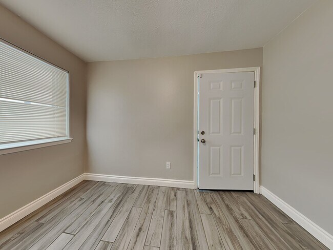 Building Photo - 22902 Summer Green Ln