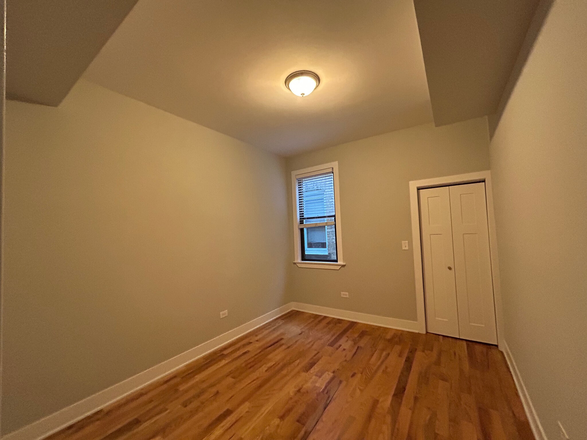 Building Photo - 338 Tudor Ct