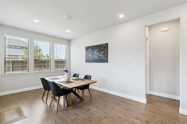 Building Photo - 7584 Zachery Dr