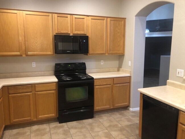 Building Photo - Long Term rental in Chandler