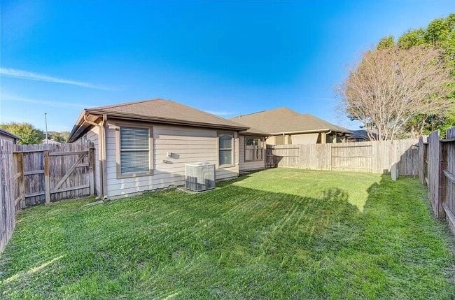 Building Photo - 15331 Keystone Bend Ln