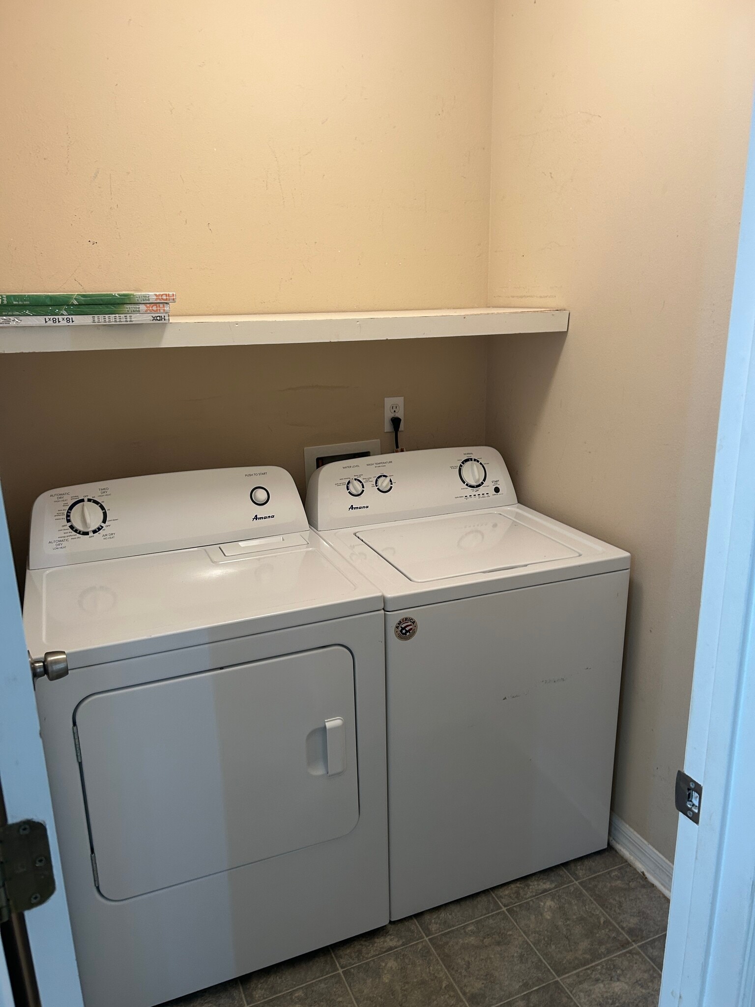 Laundry - 743 Ginger Mill Dr