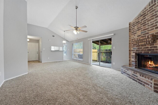 Building Photo - 22101 Moss Falls Ln