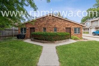 Building Photo - 1507 N Dakota Ave