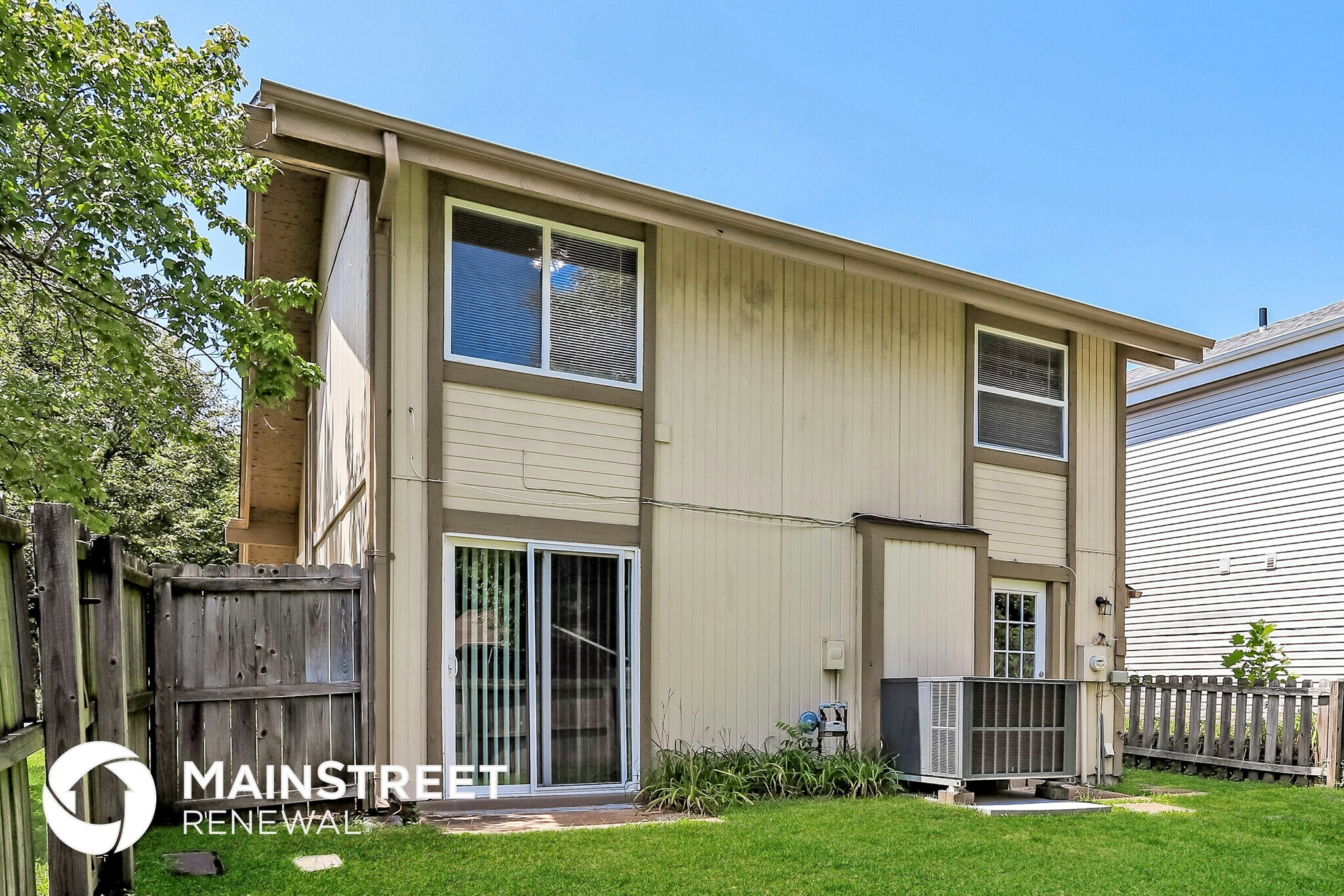 Building Photo - 448 Far Hill Dr