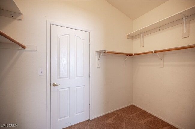 Building Photo - 8301 Boseck Dr