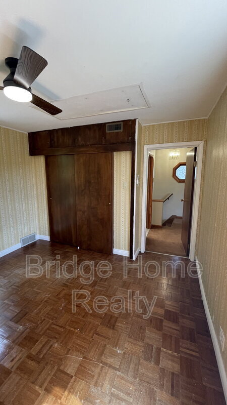Building Photo - 507 Cherry St