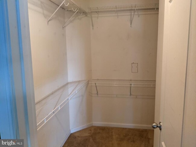 Building Photo - 19318 Diamond Lake Dr