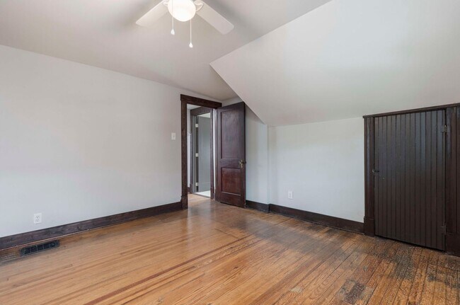 Building Photo - 616 Colorado Ave