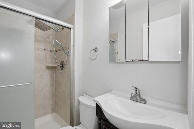 Building Photo - 7739 Tiverton Dr