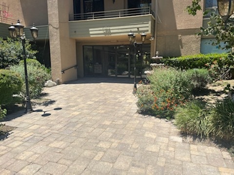 Building Photo - 16866 Kingsbury St