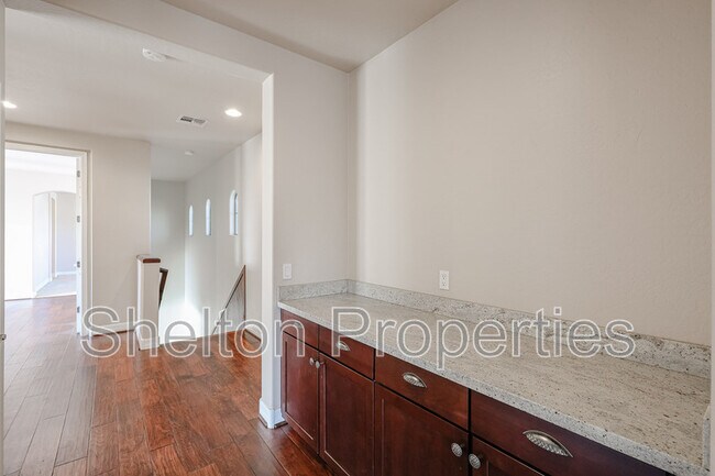 Building Photo - 3779 N Denny Way