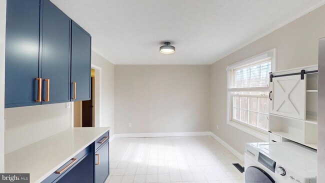 Building Photo - 11813 Cornwell Dr