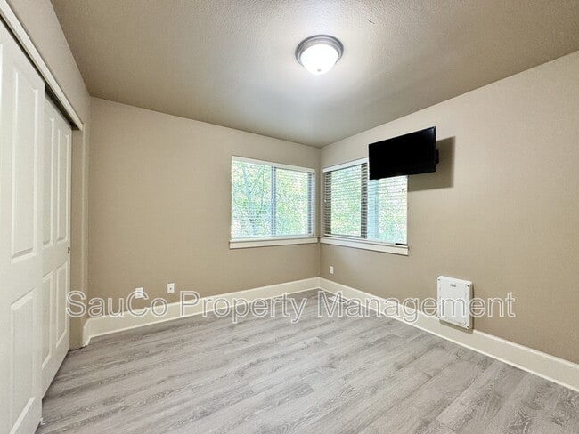 Building Photo - 11347 NW Kimble Ct