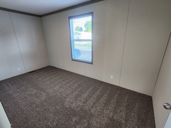 Building Photo - 100 W Arizona