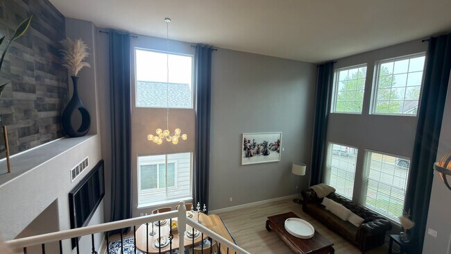 Building Photo - Great Furnished House In Fort Collins