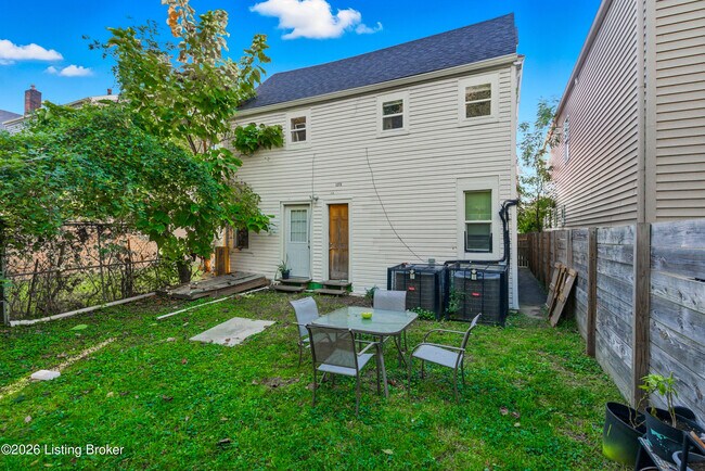 Building Photo - 1273 S Preston St