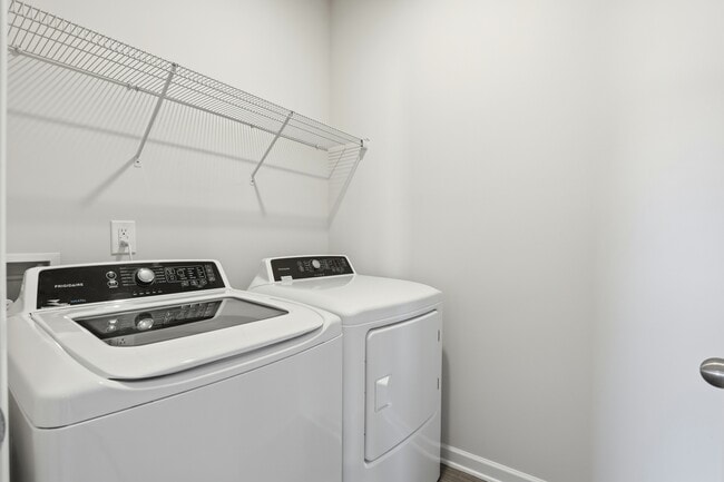 Building Photo - 103 S Torrent Ct