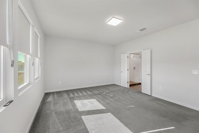 Building Photo - 15101 Casbah Dr