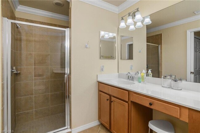 Building Photo - 9832 Venezia Cir